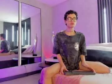 Valentinaguerra1 from Chaturbate