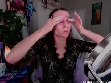 veeweatherbee from Chaturbate