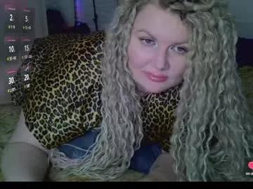 Vellinka from Chaturbate