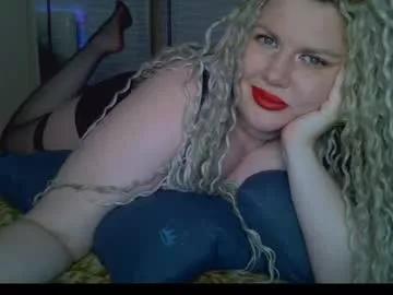 Vellinka from Chaturbate