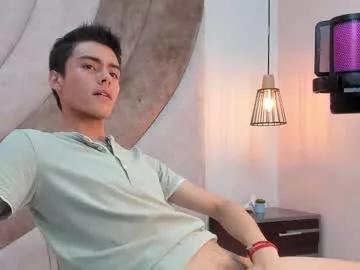 velvet_fenti from Chaturbate