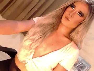 velvet_fux from Chaturbate