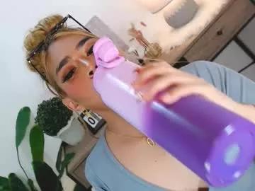 velvetviper69 from Chaturbate