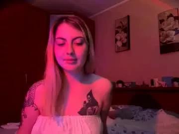 venus_in_glow from Chaturbate is Freechat