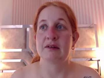 Viioletamora from Chaturbate