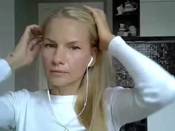 Viki_loun5 from Chaturbate