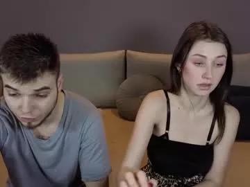 vikki_and_george from Chaturbate