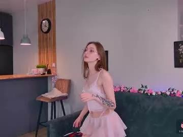 vikki_wye from Chaturbate
