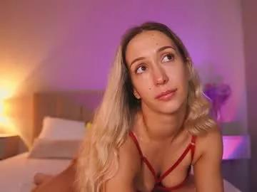 vikkilustfull from Chaturbate