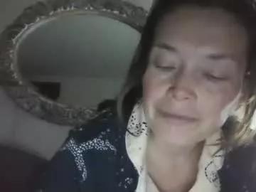 vivi_bee from Chaturbate