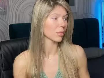 vivian_evans_ from Chaturbate