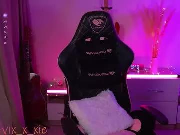 vixxxiee from Chaturbate