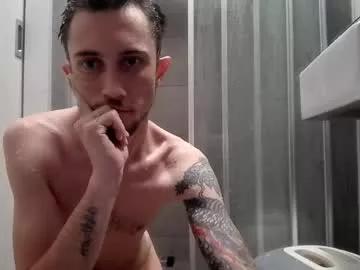 wellhungaussie420 from Chaturbate