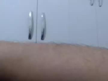 Wellingtont from Chaturbate