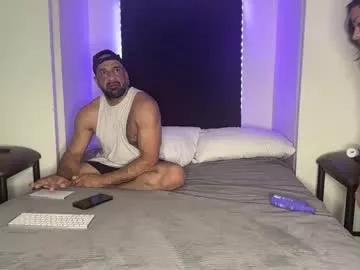 Whenhotmeetssexy from Chaturbate