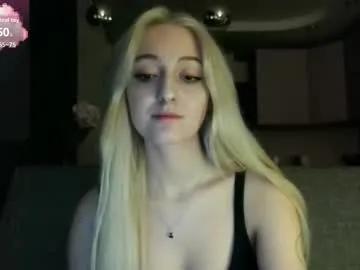 white_liilly from Chaturbate is Freechat