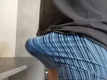 wiilbearbigcock from Chaturbate
