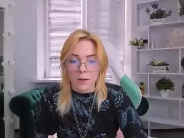 Wild_berry_soul from Chaturbate