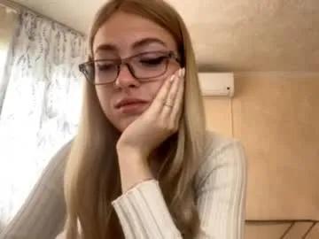 Winnifredtrudillo from Chaturbate