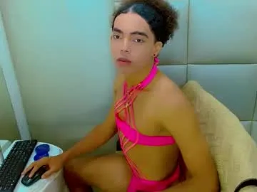 Winnybarness from Chaturbate