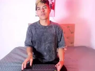 Wyatt_2 from Chaturbate