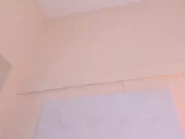 xayahnds from Chaturbate