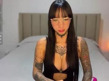 xisisxx from Chaturbate