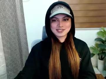 xxjulielovesyouxx from Chaturbate