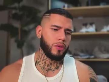 Yamp_bigcock from Chaturbate