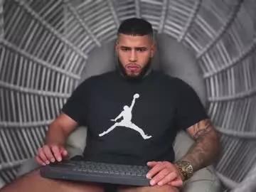 Yamp_bigcock from Chaturbate