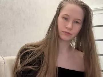 yana_squrel_22 from Chaturbate