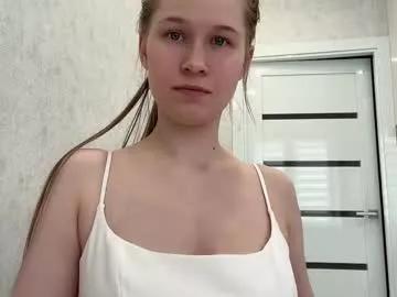 yana_squrel_22 from Chaturbate