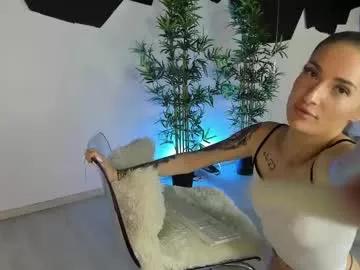yannajeen from Chaturbate