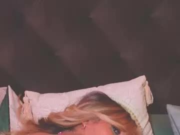 yaracollins from Chaturbate