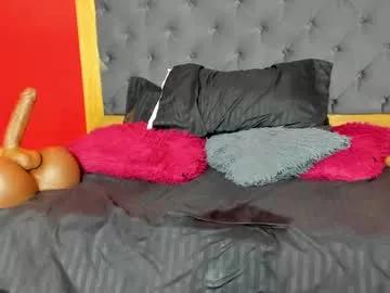 yayahilton from Chaturbate