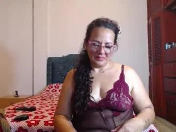 Yazmin_mature from Chaturbate