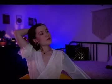 ynnenbrynn from Chaturbate