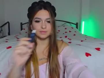 youremily_xx from Chaturbate is Freechat