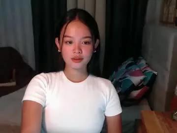 Yoursweetkendall_xxx from Chaturbate