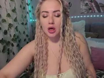 yummylana from Chaturbate