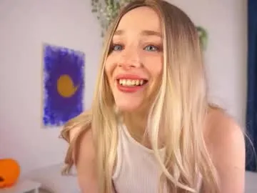 yuyukiss — Goal:  Cut my top every 66tk Hello everyone, it's my first day, I don't know what to write here, I just pressed the start button haha #young #18 #new #natural #teen [537 tokens remaining]