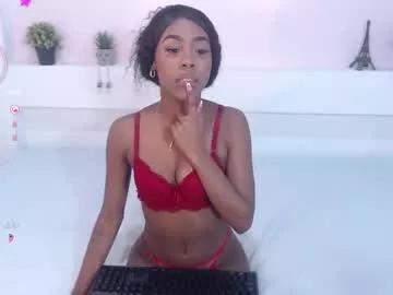 zarablaze2 from Chaturbate