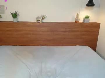 zarablaze2 from Chaturbate