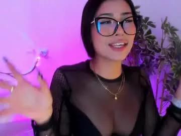zaralim from Chaturbate
