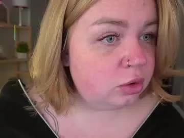 zarareign_ from Chaturbate