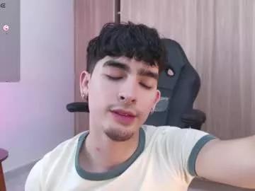 zenn_rush from Chaturbate