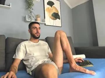 Zeyn_edwards from Chaturbate