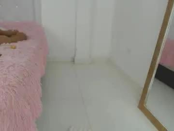 zoe_cb_latina from Chaturbate is Freechat