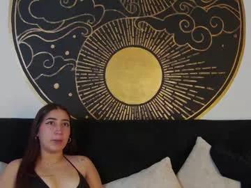 zoee_moretti from Chaturbate