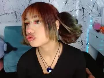 Zoelight18 from Chaturbate